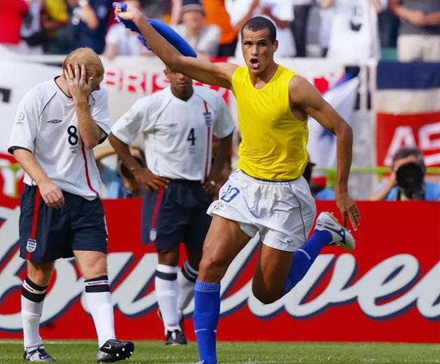 球迷们期待 球迷们期待