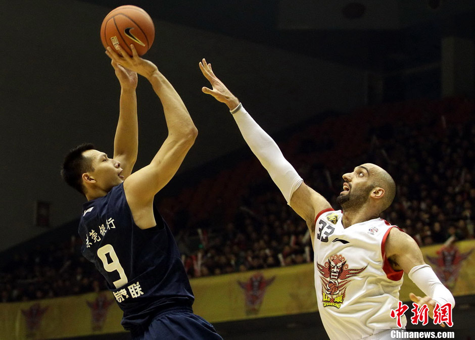 队内外的一 队内外的一